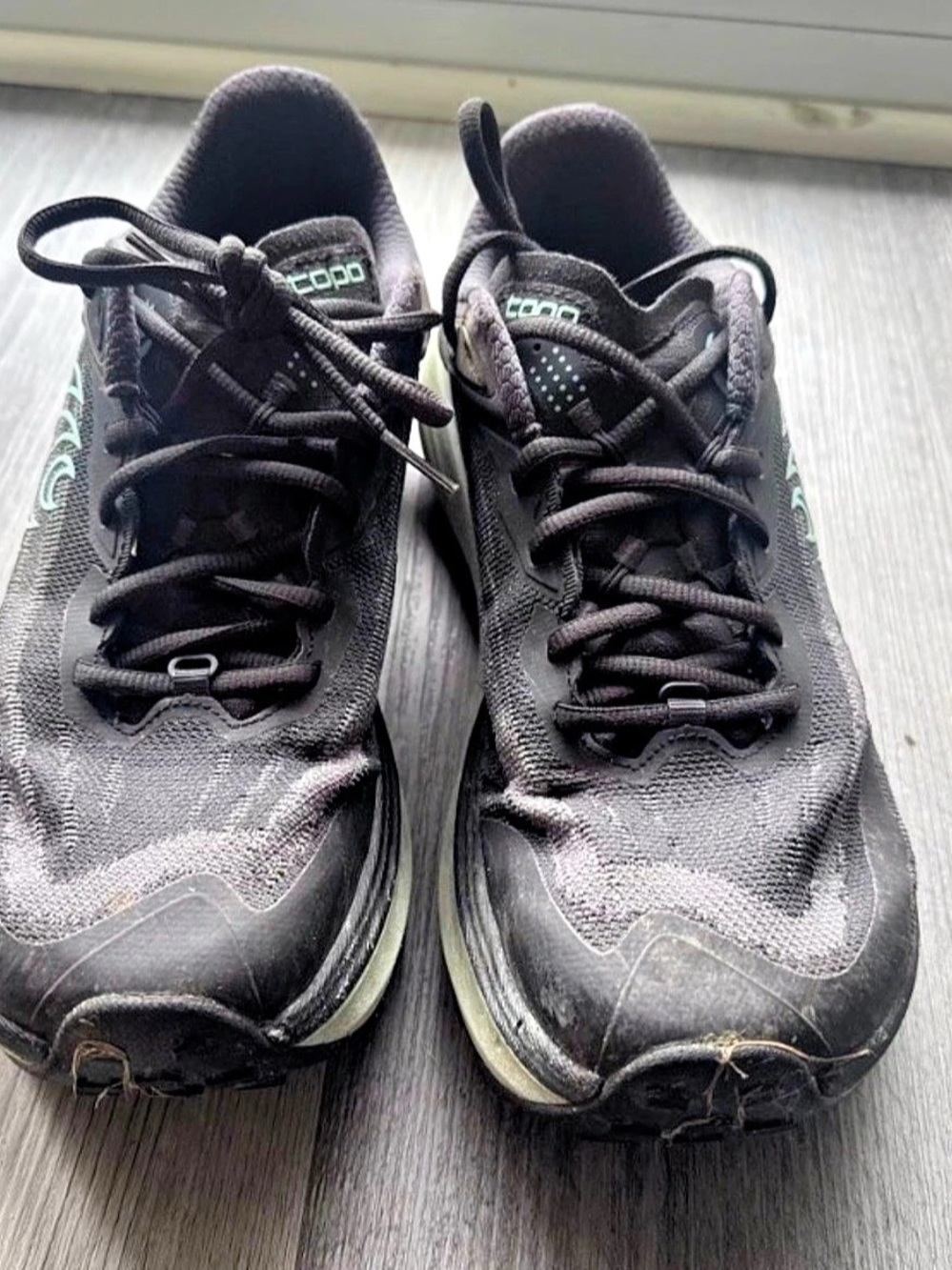 Topo Black Athletic Shoes